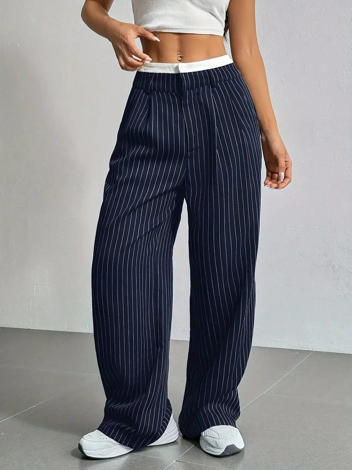 Women's Pinstripe High-Waisted Pleated Wide-Leg Trousers
